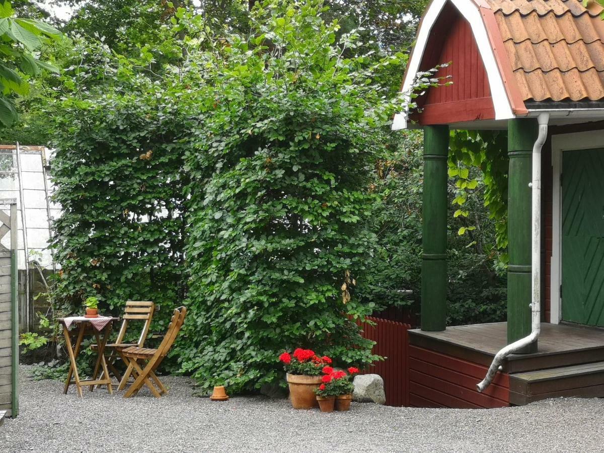 Stockholm B&B Cottage Nacka Dış mekan fotoğraf