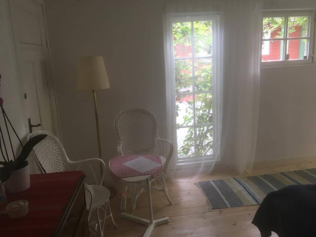 Stockholm B&B Cottage Nacka Dış mekan fotoğraf